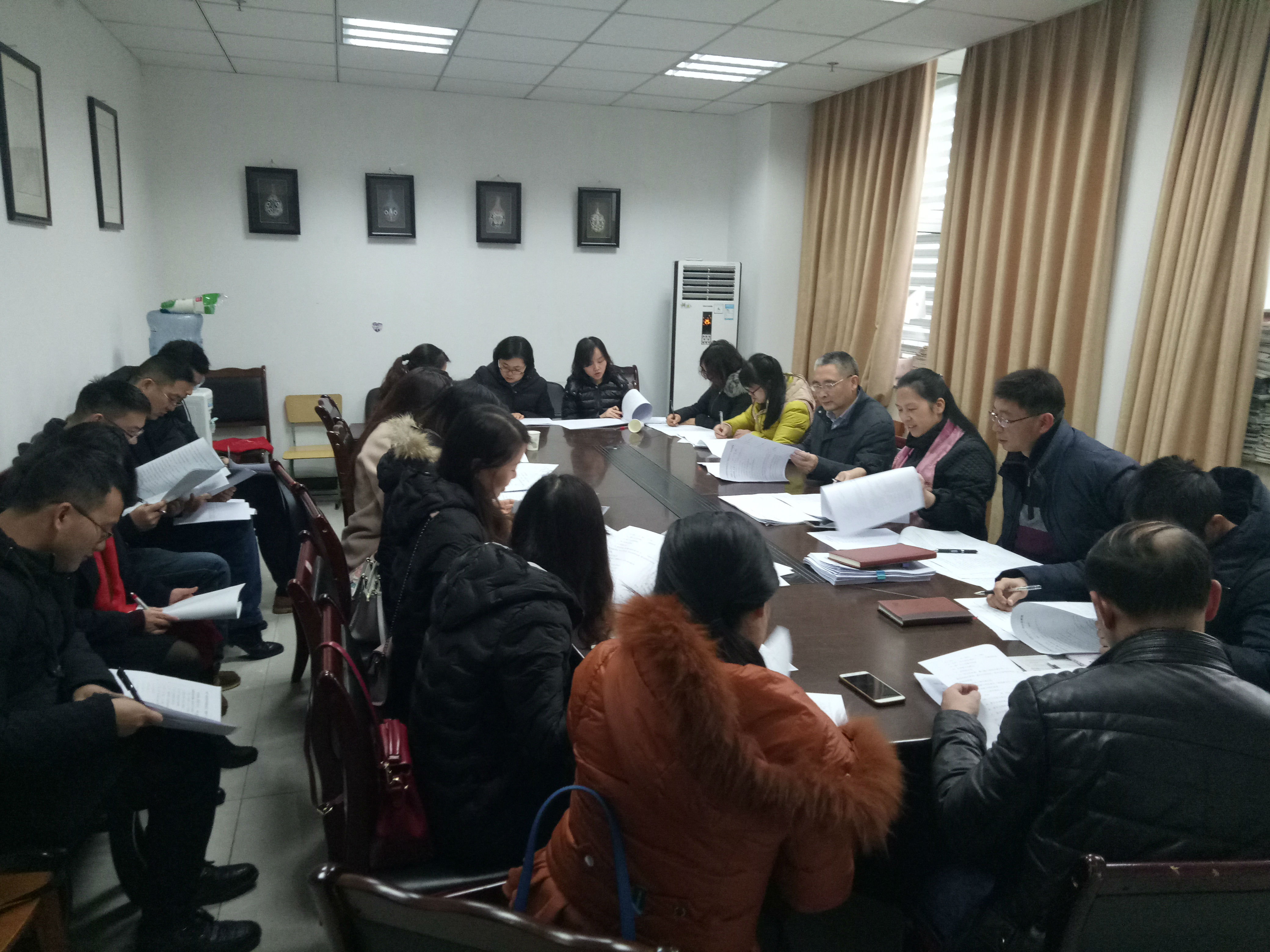 教科公司教师党员党的十九大知识竞赛现场.jpg